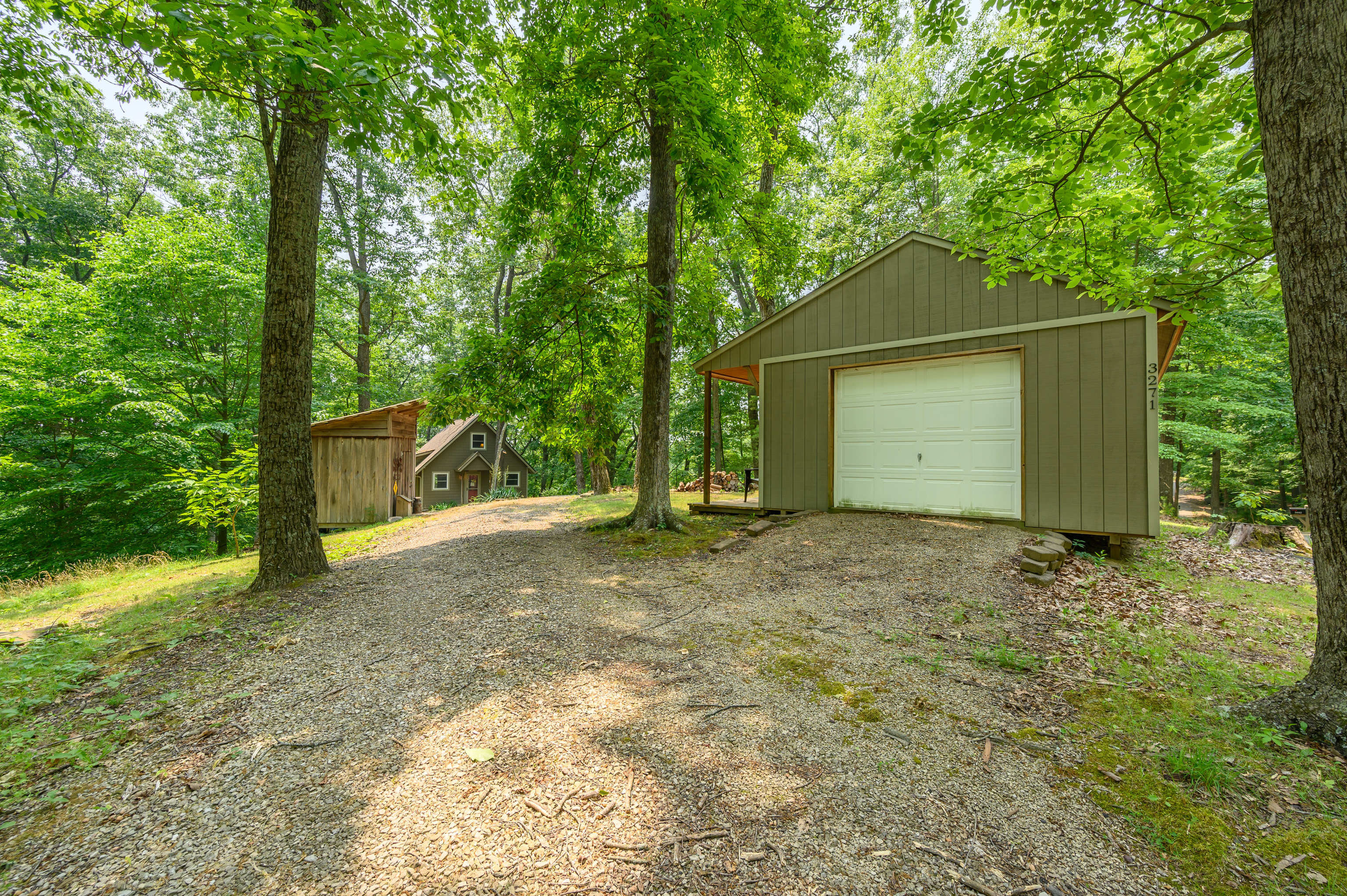 3271 Raspberry Lane Nashville, IN 47448 - Photo 8 of 86