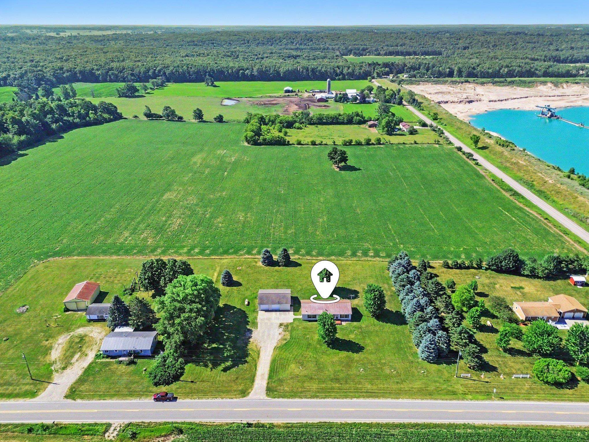 3895 West Broomfield Road Mount Pleasant, MI 48858 - Photo 30 of 34