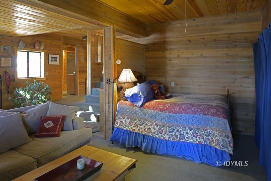 54100 North Ridge Drive Idyllwild, CA 92549 - Photo 11 of 16 Lower level family room sleeping area