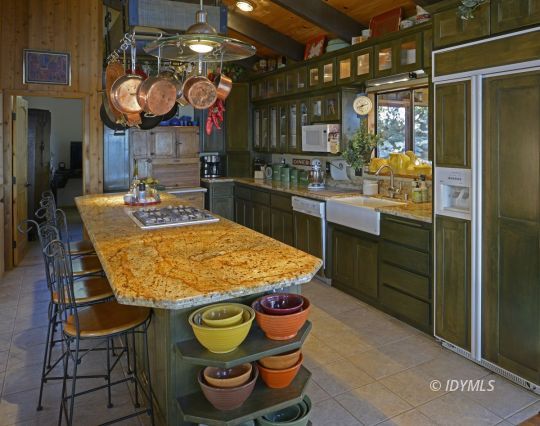 54100 North Ridge Drive Idyllwild, CA 92549 - Photo 5 of 16 Completely remodeled kitchen