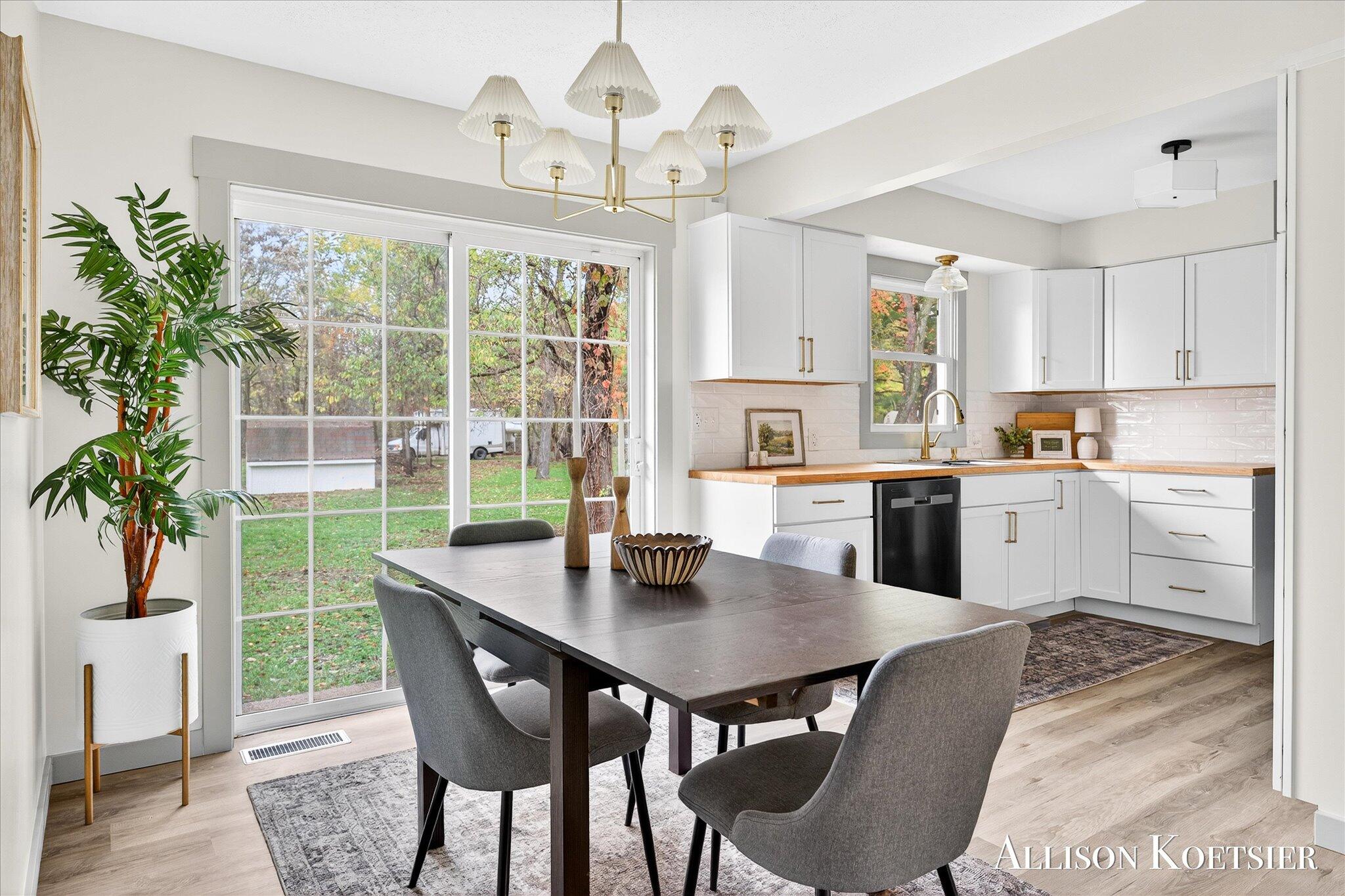 6905 Maple Avenue Jenison, MI 49428 - Photo 11 of 44 06-KYL00101