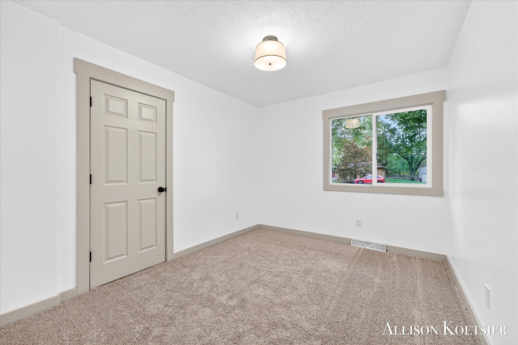 6905 Maple Avenue Jenison, MI 49428 - Photo 22 of 44 21-KYL00003