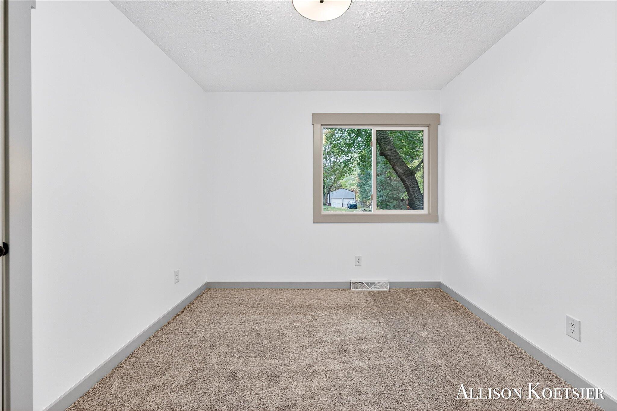 6905 Maple Avenue Jenison, MI 49428 - Photo 23 of 44 22-KYL00006