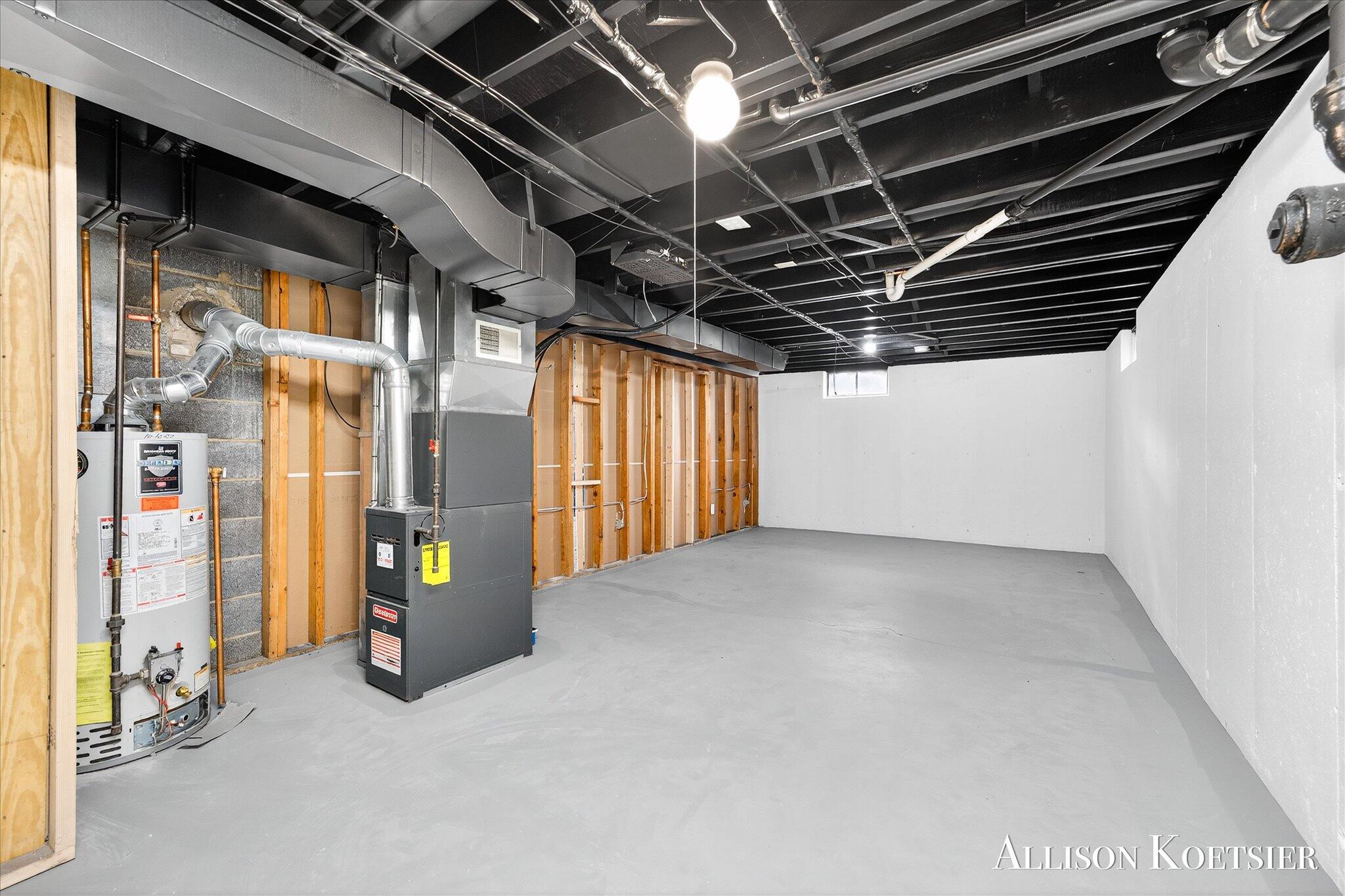 6905 Maple Avenue Jenison, MI 49428 - Photo 38 of 44 40-KYL00205