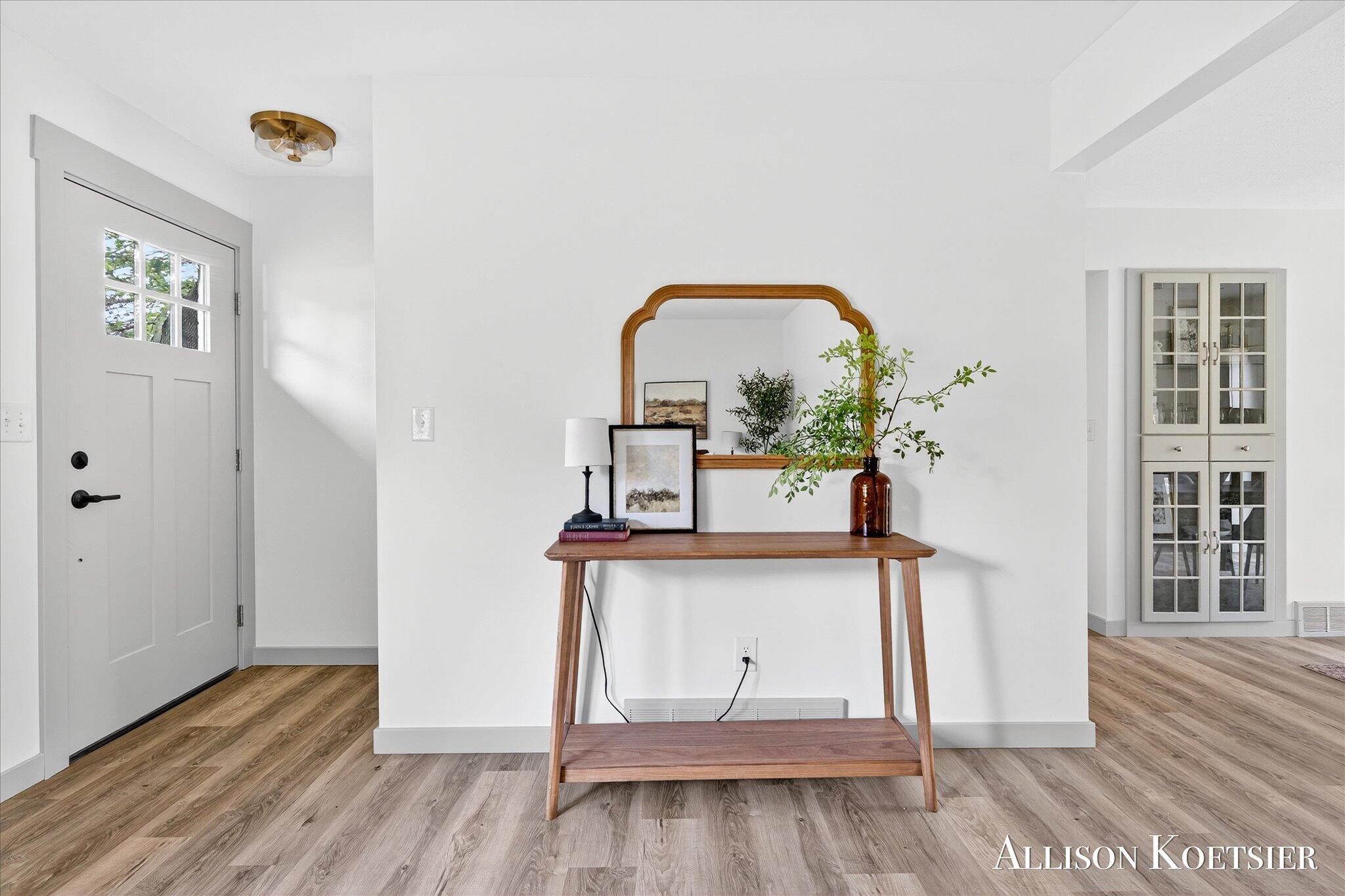 6905 Maple Avenue Jenison, MI 49428 - Photo 4 of 44 20-KYL00242