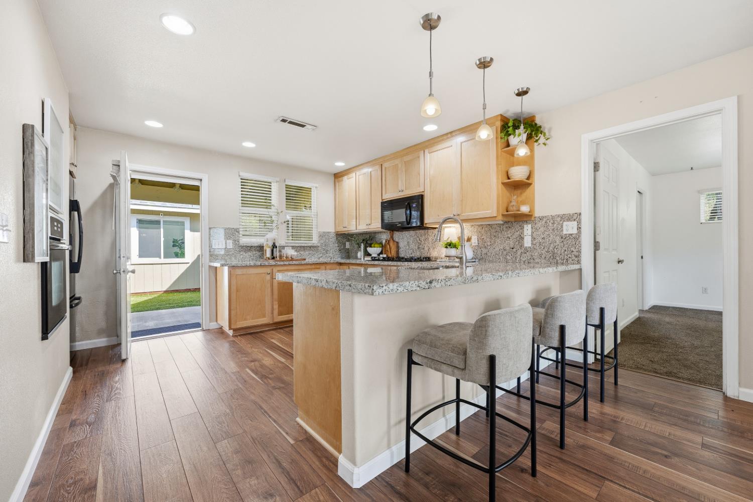 12936 Ridge View Drive Sutter Creek, CA 95685 - Photo 5 of 30