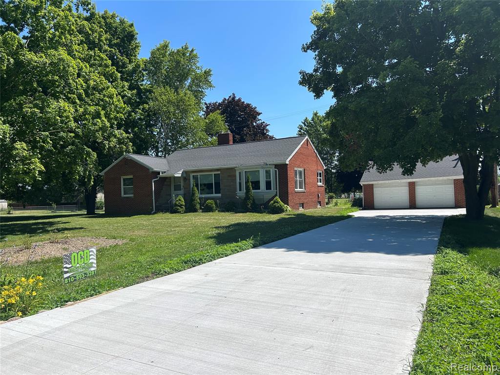 11039 Torrey Road Fenton, MI 48430 - Photo 1 of 28
