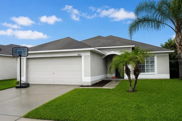 $1,900 | 1423 Ocean Reef Road, Zephyrhills, FL 33544
