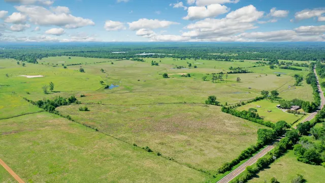 $2,448,000 | 977 St Leona Tx 77871, Normangee, TX 77871