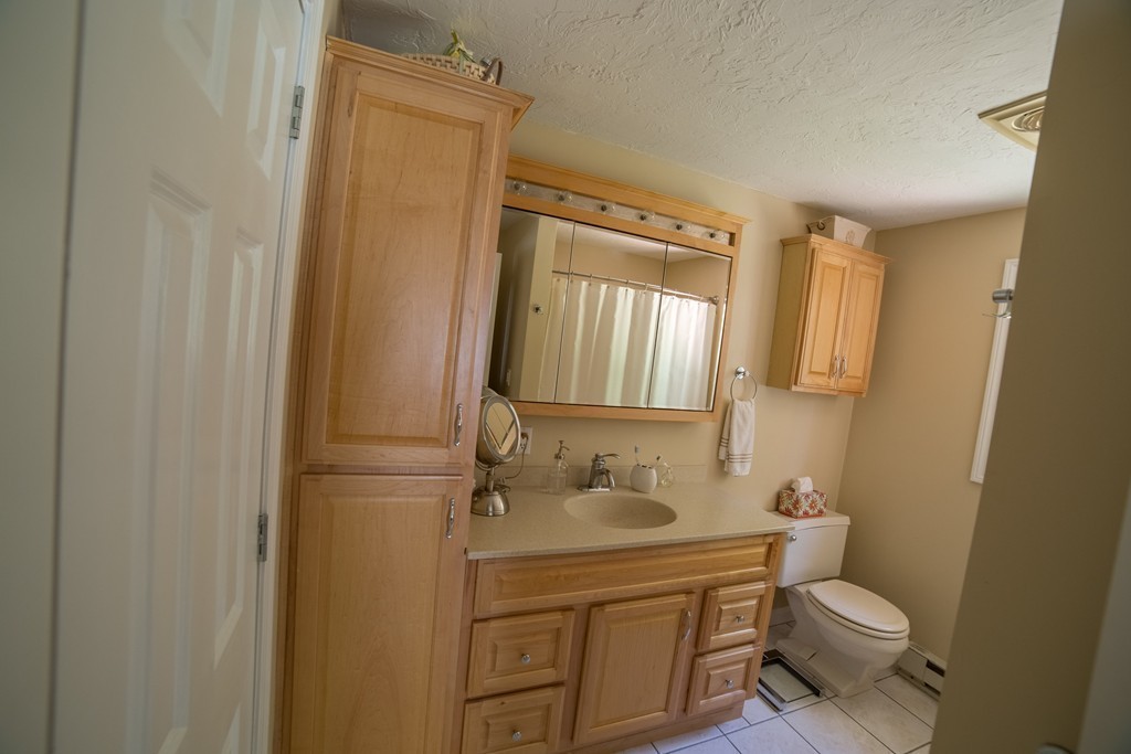 26 Tanglewood Road Sterling, MA 01564 - Photo 13 of 22