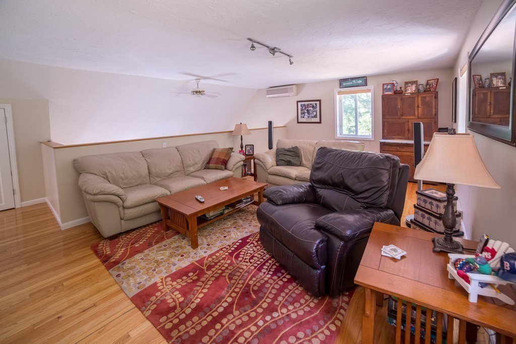 26 Tanglewood Road Sterling, MA 01564 - Photo 14 of 22