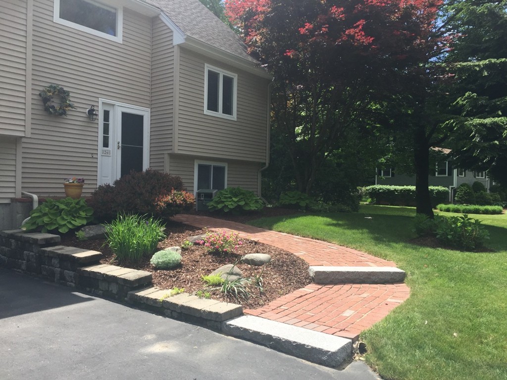 26 Tanglewood Road Sterling, MA 01564 - Photo 2 of 22