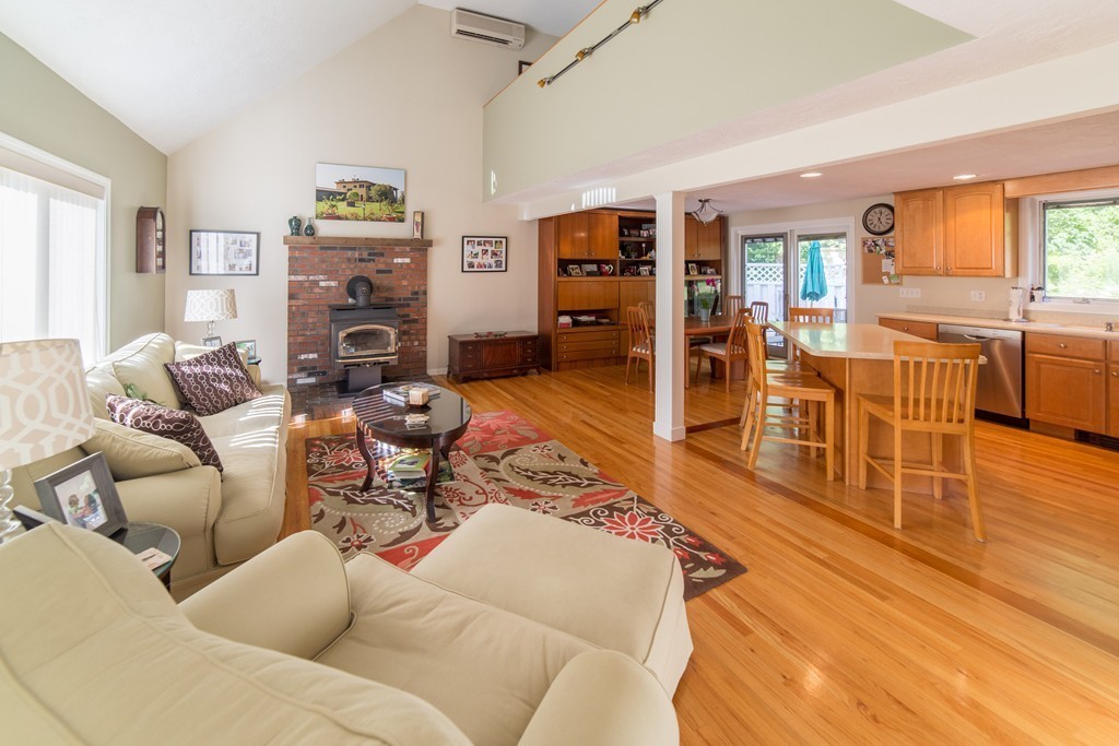 26 Tanglewood Road Sterling, MA 01564 - Photo 6 of 22