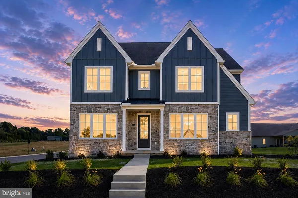 $749,900 | 836 Wheatfield Lane, Lebanon, PA 17042