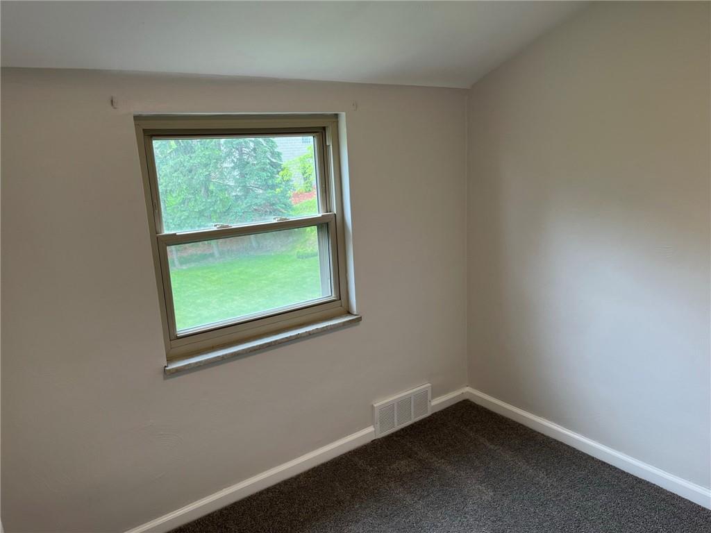 1466 Cathell Road Pittsburgh, PA 15236 - Photo 13 of 32 a small space with a window