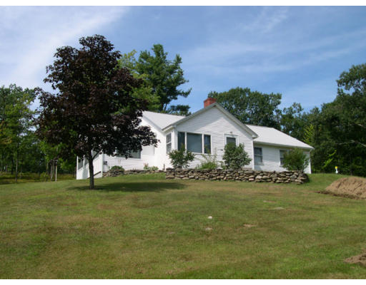 144 Barker Hill Road Townsend, MA 01469 - Photo 1 of 13 Gallery Image 1