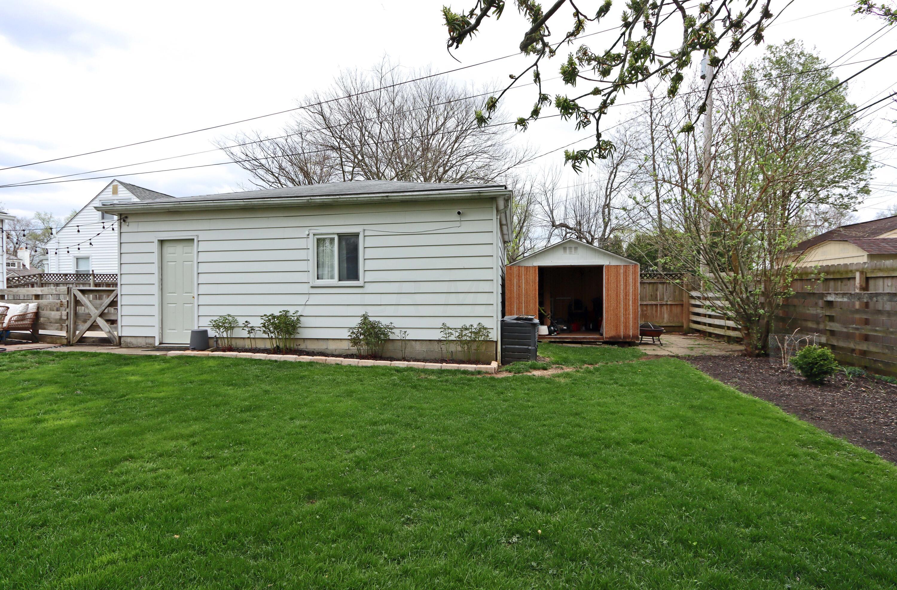 2353 Shrewsbury Road Columbus, OH 43221 - Photo 39 of 44 Garage