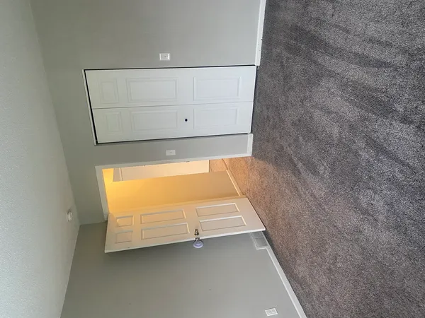 $999 | 2751 West 72nd Street, Unit 8, Davenport, IA 52806