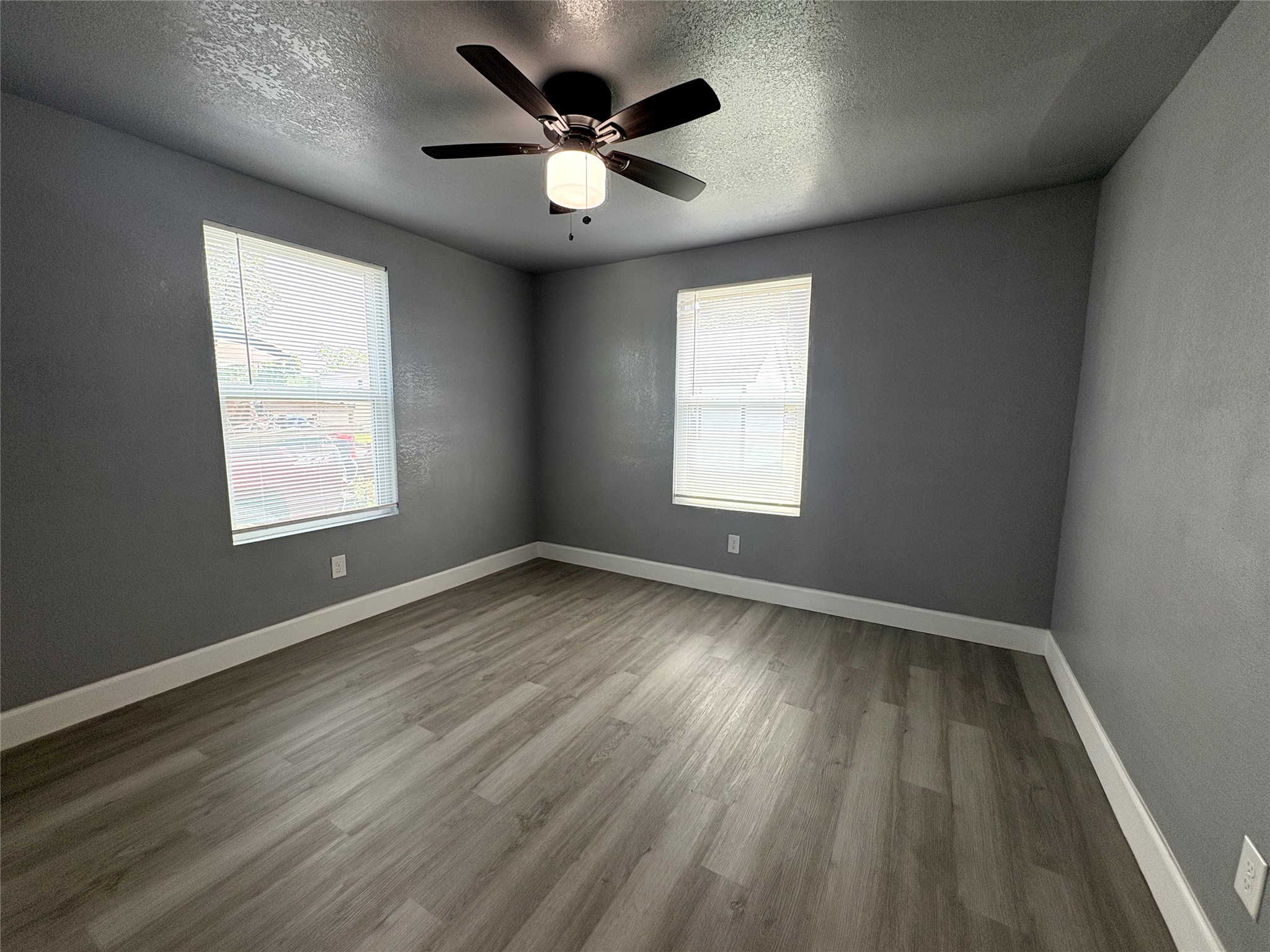 405 North Erskine Street Angleton, TX 77515 - Photo 11 of 13
