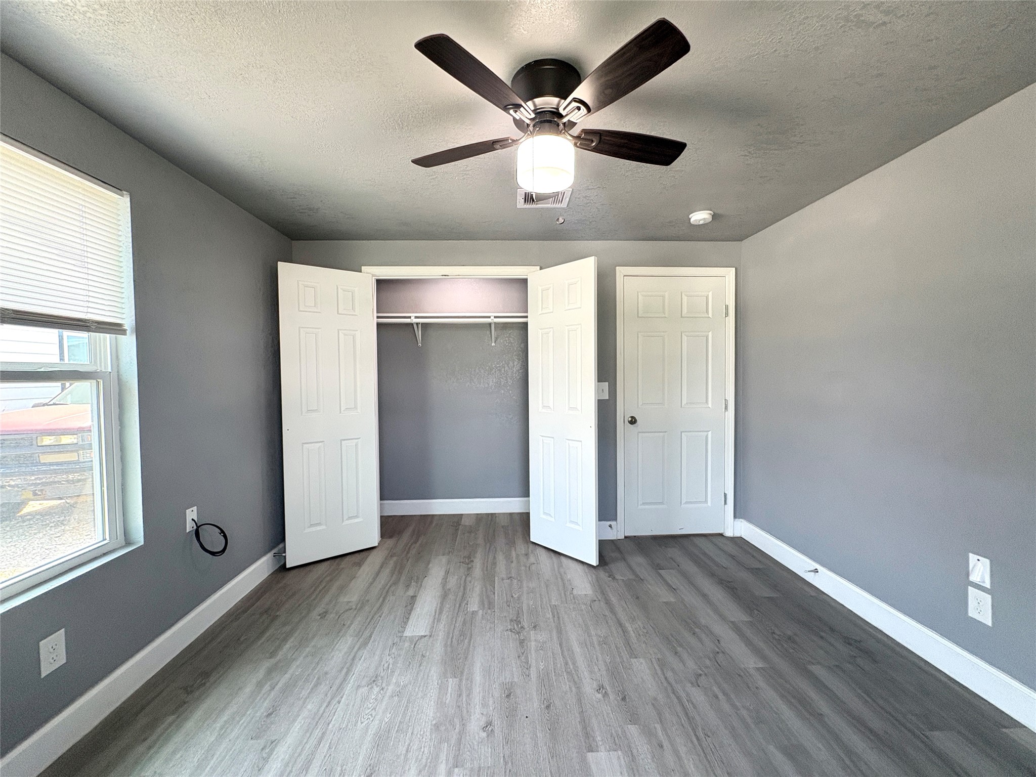 405 North Erskine Street Angleton, TX 77515 - Photo 10 of 13