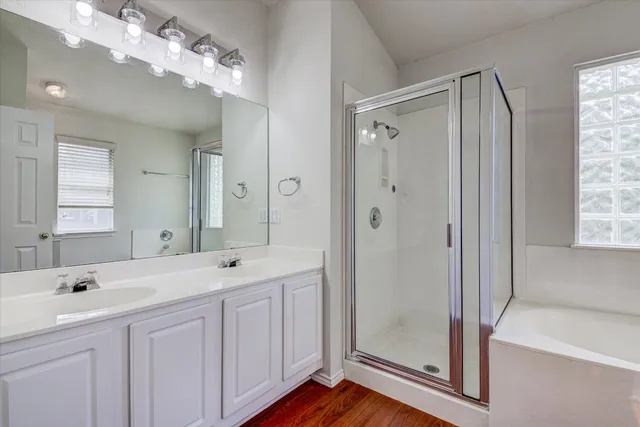 $317,500 | 2702 Greenlee Drive, Leander, TX 78641