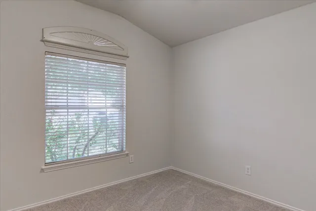 $317,500 | 2702 Greenlee Drive, Leander, TX 78641