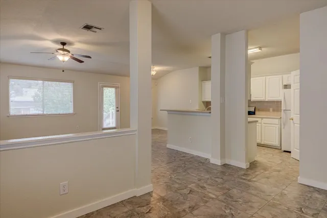 $317,500 | 2702 Greenlee Drive, Leander, TX 78641