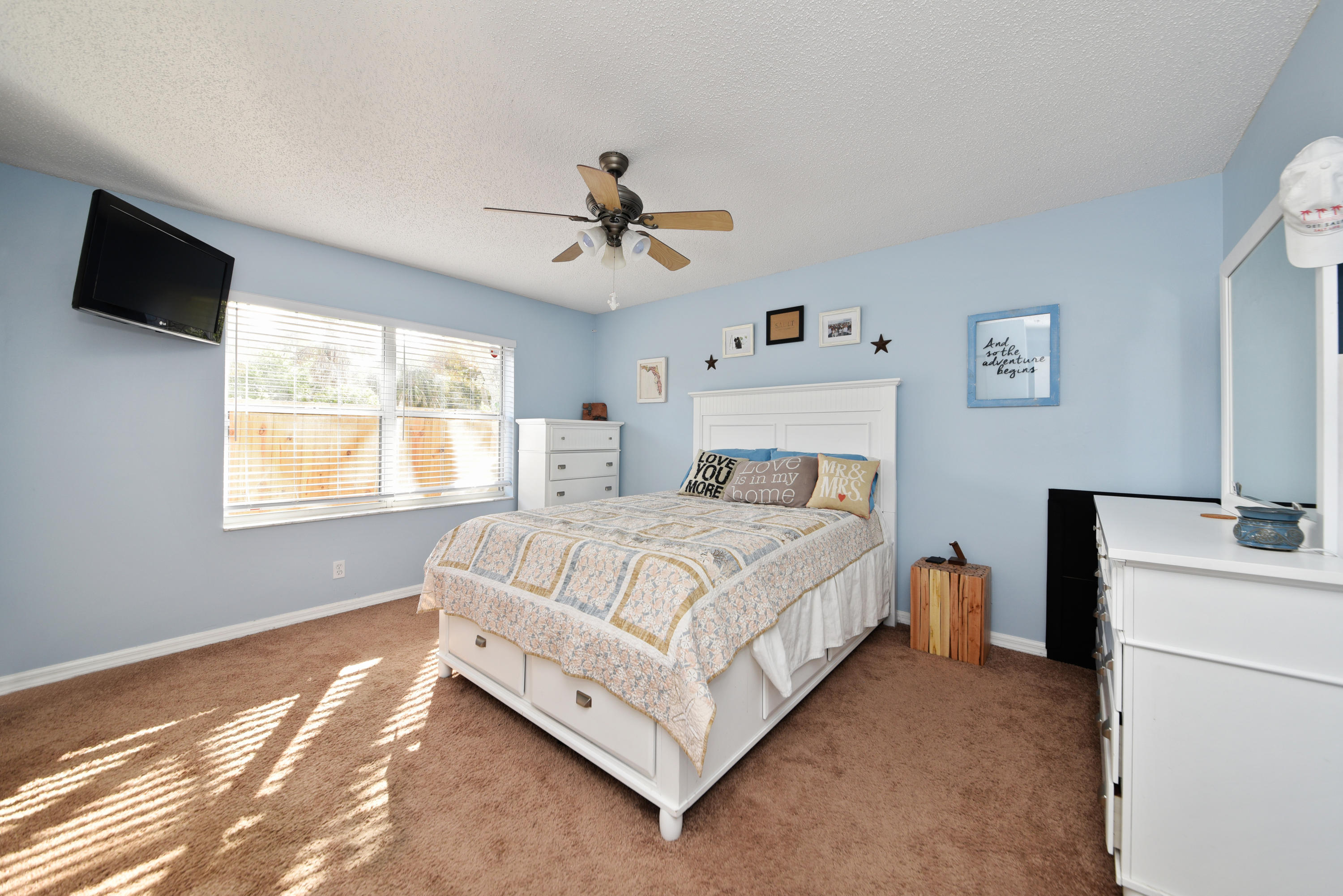6856 4th Street Jupiter, FL 33458 - Photo 7 of 18 Master Bedroom