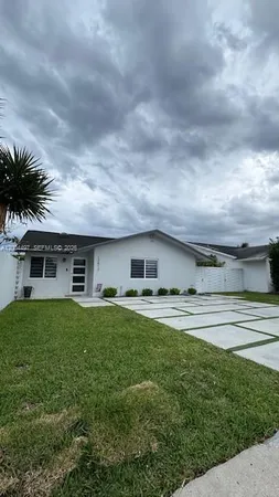 $3,900 | 13812 Southwest 16th Terrace, Miami, FL 33175