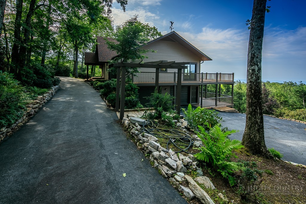 174 Grouse Run Road Boone, NC 28607 - Photo 3 of 50 Gallery Image 3