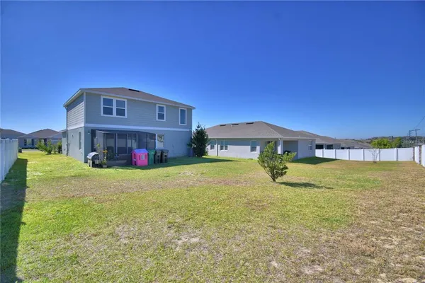 $329,500 | 1737 Hilltop Drive, Dundee, FL 33838