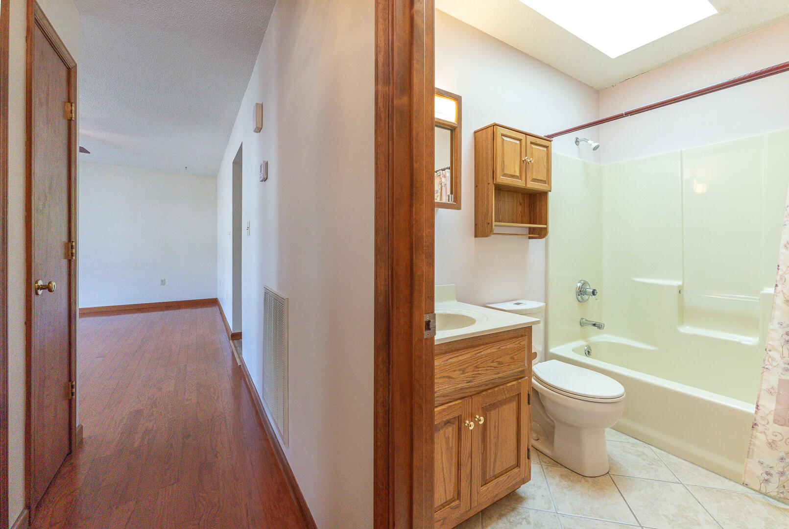 220 Alum Springs Road Lexington, VA 24450 - Photo 21 of 45 21 Entry to Hall Full Bathroom