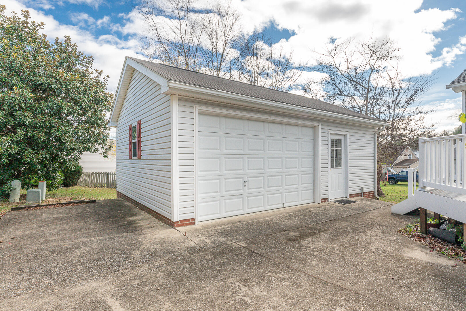 220 Alum Springs Road Lexington, VA 24450 - Photo 43 of 45 43 Garage