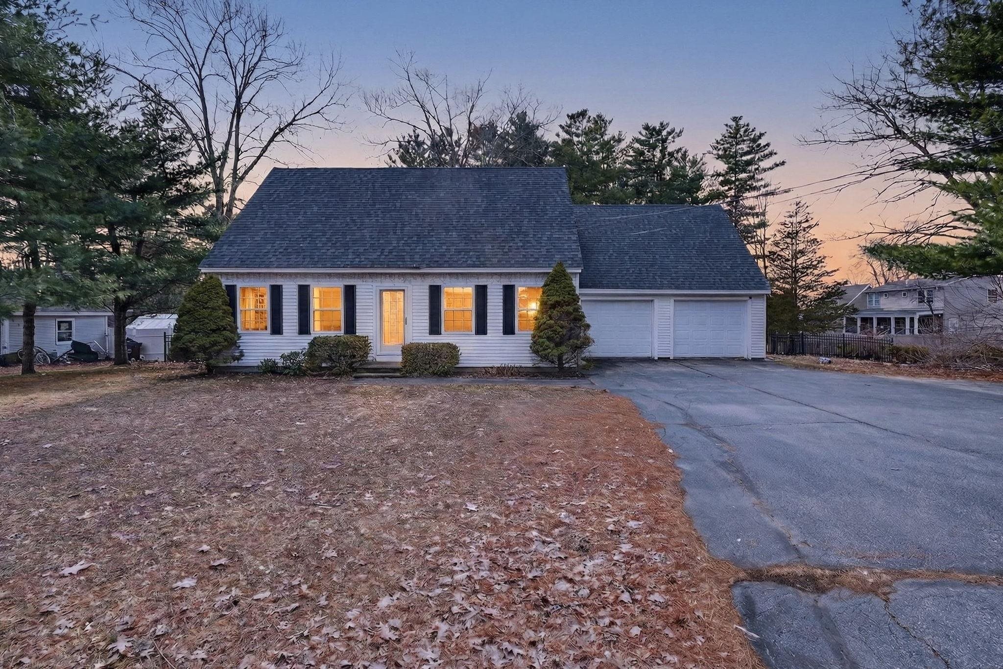 209 Dover Point Road Dover, NH 03820 - Photo 1 of 39 Gallery Image 1