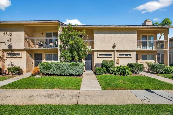 $499,999 | 736 North Mollison Avenue, Unit D, El Cajon, CA 92021