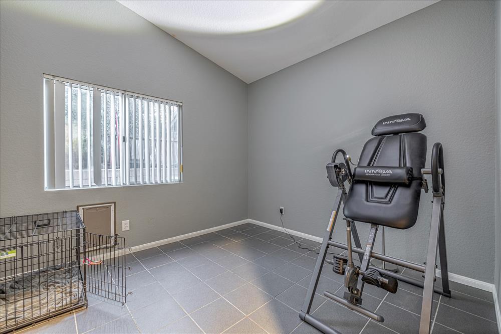 3052 Hampton Road Palmdale, CA 93551 - Photo 21 of 27 resized-JE5A1415-HDR