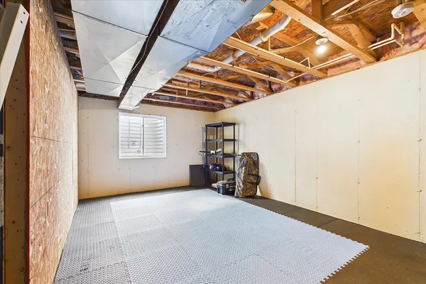 $300,000 | 607 Clayton Circle, Unit 607, Sycamore, IL 60178