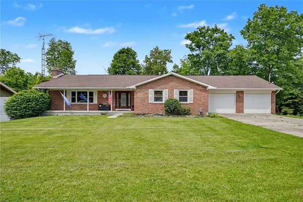 $399,000 | 2105 Cheviot Hills Drive, Springfield, OH 45505