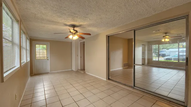 $271,000 | 261 Lee Drive, Mary Esther, FL 32569