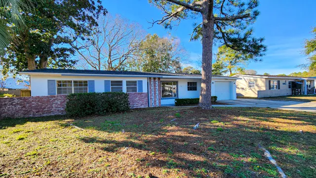 $271,000 | 261 Lee Drive, Mary Esther, FL 32569