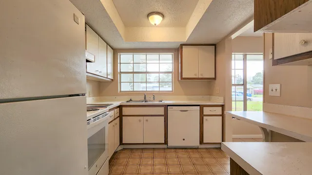 $271,000 | 261 Lee Drive, Mary Esther, FL 32569