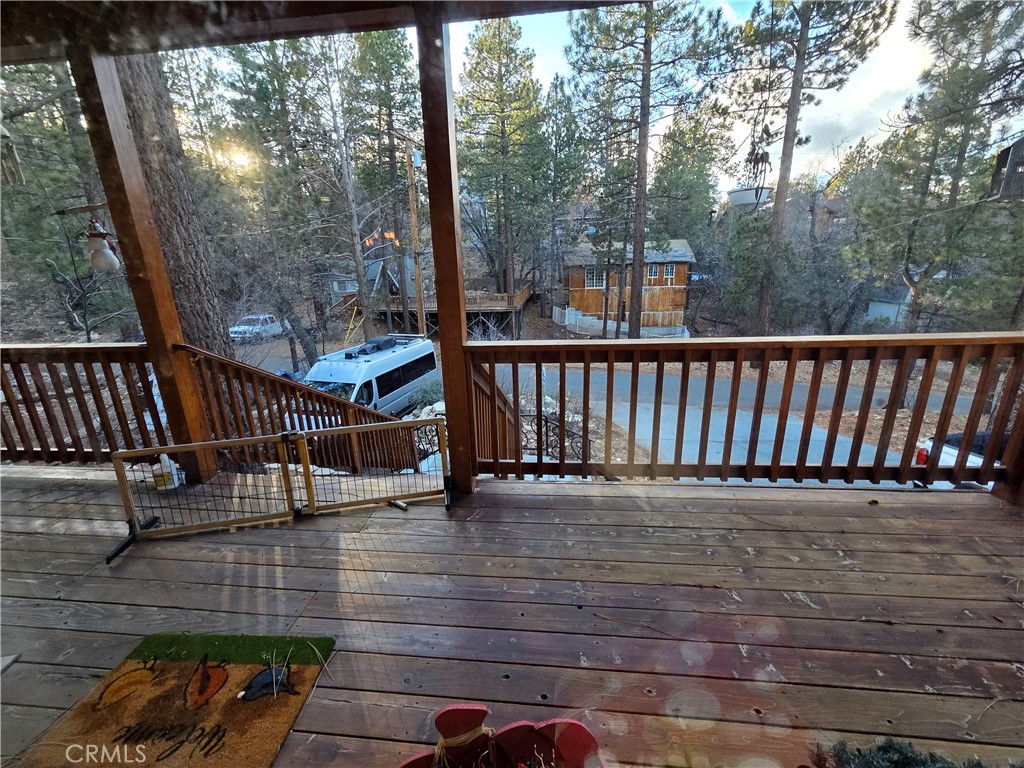 879 Spruce Sugarloaf, CA 92386 - Photo 7 of 8