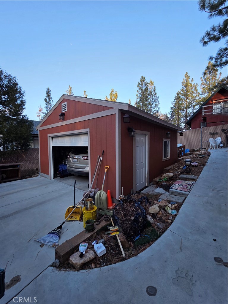 879 Spruce Sugarloaf, CA 92386 - Photo 8 of 8