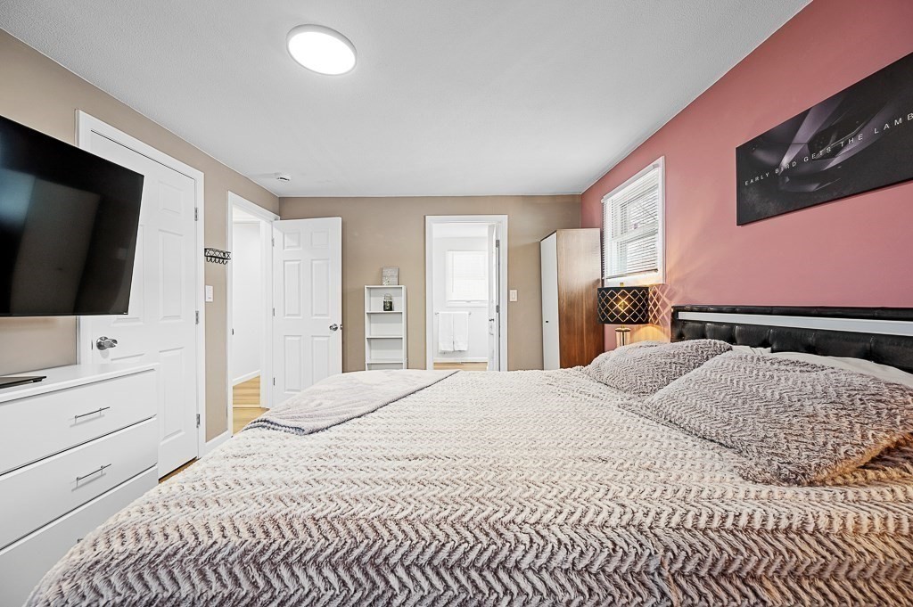 5 Karen Way Rutland, MA 01543 - Photo 9 of 23