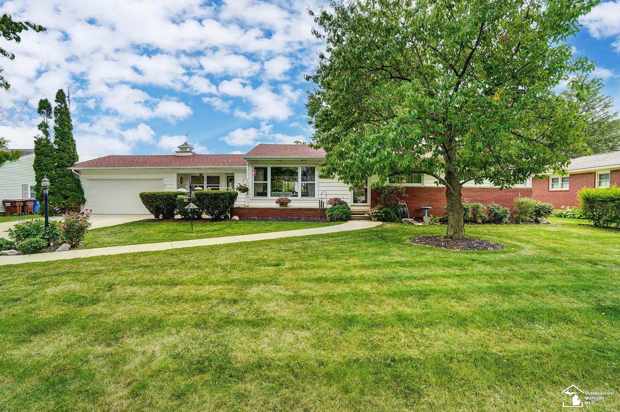 348 Ruff Drive Monroe, MI 48162 - Photo 6 of 46 Gallery Image 6