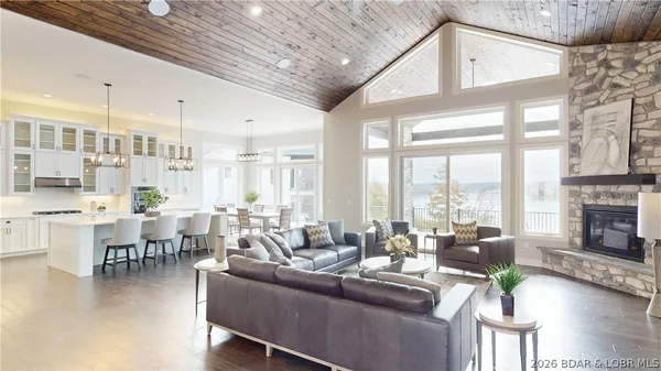 $3,450,000 | 29 Forest Trace, Sunrise Beach, MO 65079