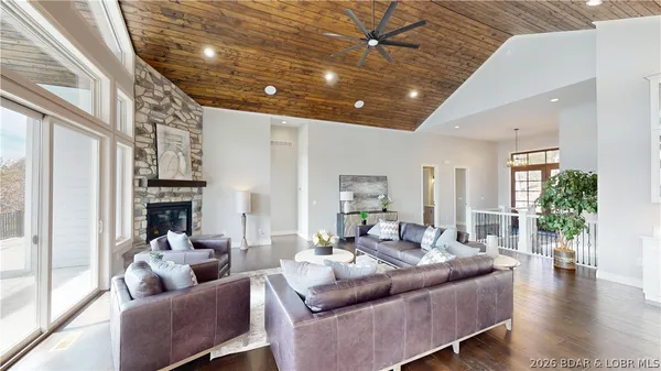 $3,450,000 | 29 Forest Trace, Sunrise Beach, MO 65079