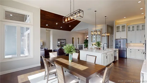 $3,450,000 | 29 Forest Trace, Sunrise Beach, MO 65079