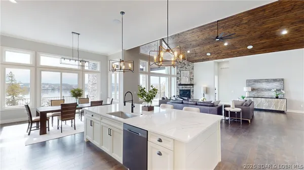 $3,450,000 | 29 Forest Trace, Sunrise Beach, MO 65079