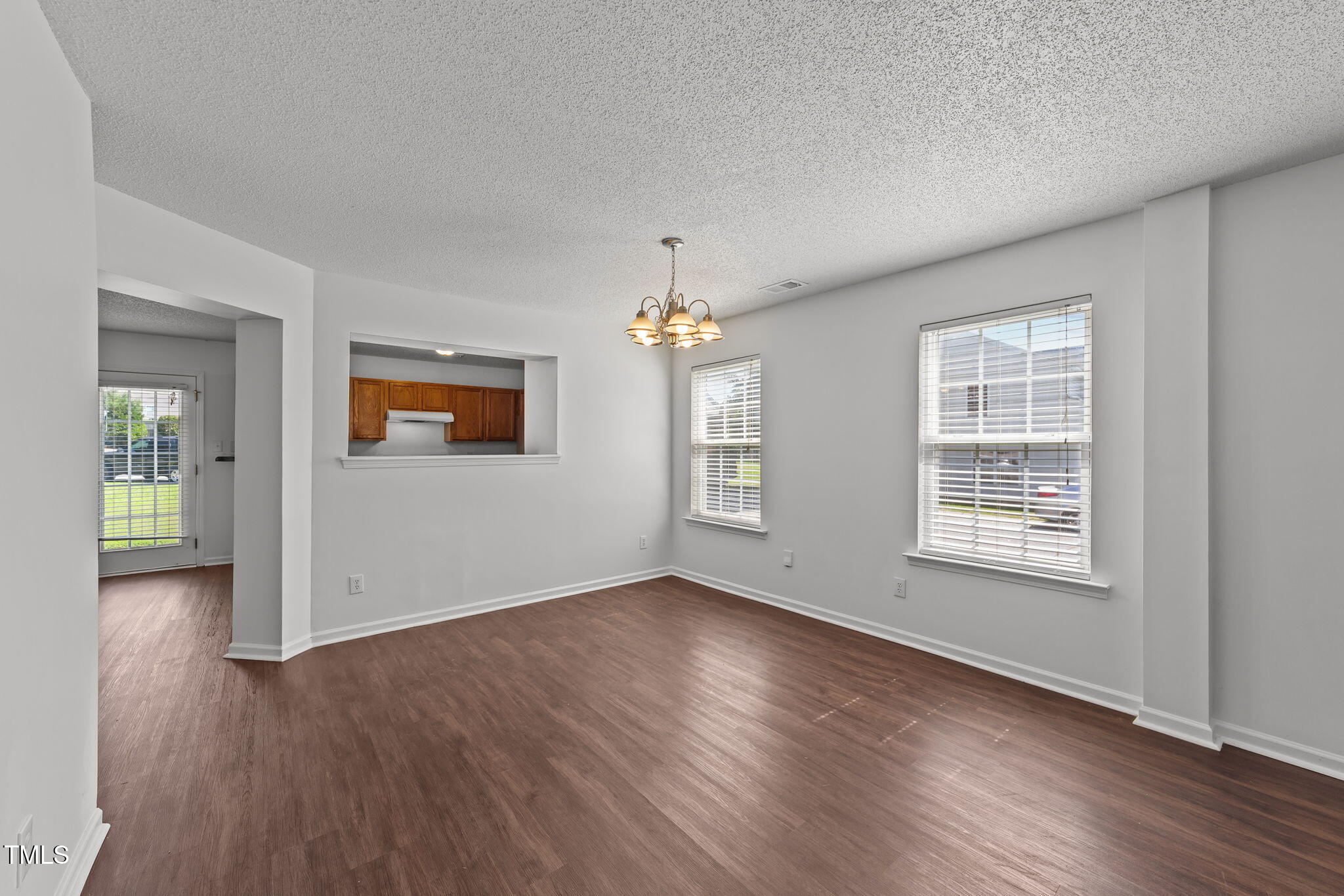 5819 Finestra Way Raleigh, NC 27610 - Photo 14 of 47 15-web-or-mls-VB4A6101